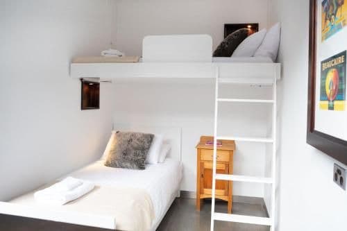 Two-Bedroom Apartment with Courtyard - School House