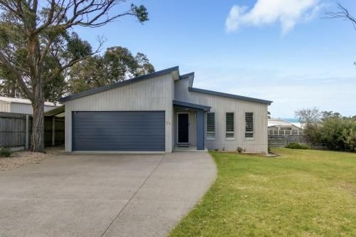 Pelican House2