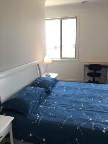 Ensuite Queen Room with bathroom