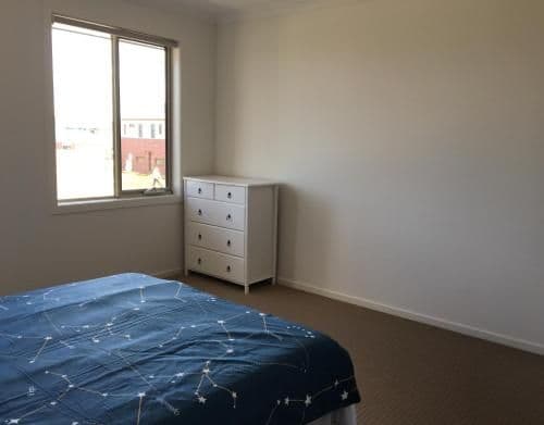 Ensuite Queen Room with bathroom