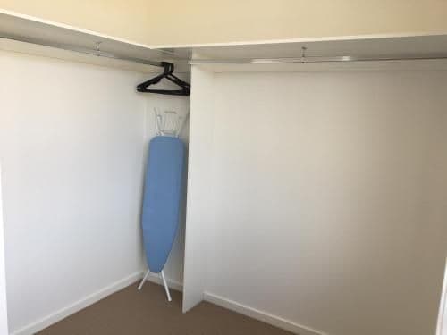 Ensuite Queen Room with bathroom