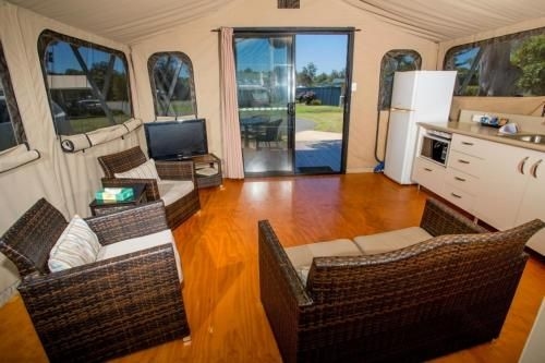 Reflections Holiday Parks Mylestom4