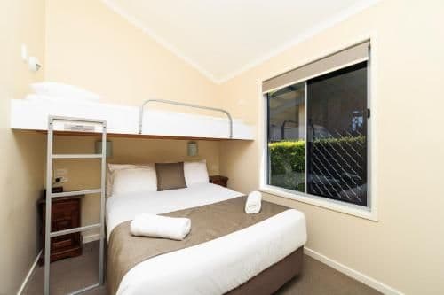 Deluxe Two-Bedroom Bungalow (5 Guests)