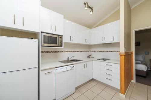 Standard Two-Bedroom Bungalow (4 Guests)
