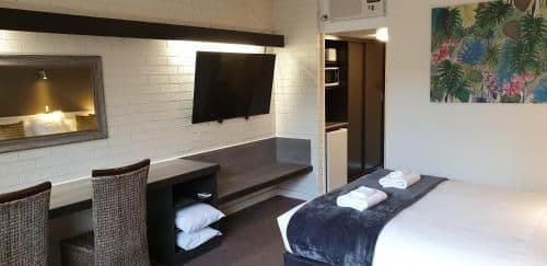 Queen Executive Room