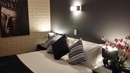 Queen Executive Room