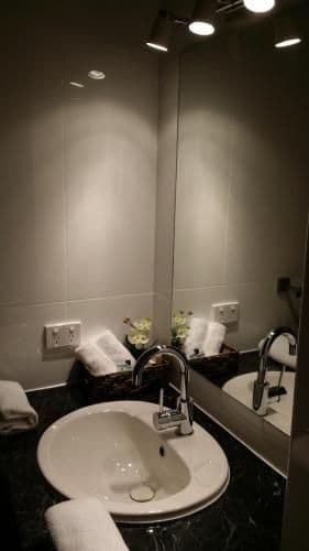 Queen Executive Room