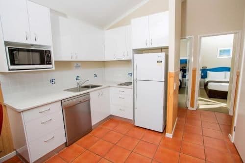 Deluxe Two-Bedroom Cabin - Riverview
