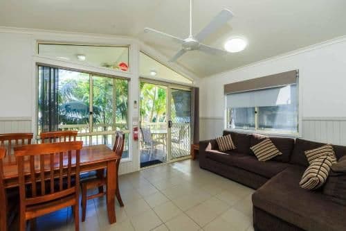 Deluxe Two-Bedroom Cabin (5 Adults)