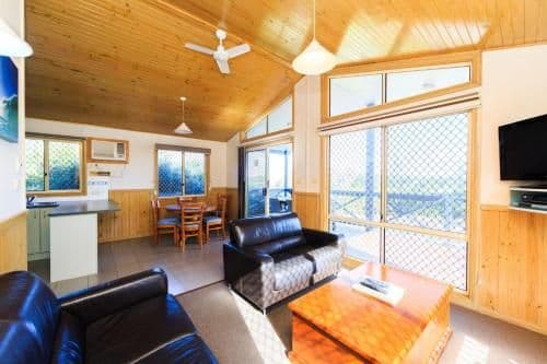 Deluxe Two-Bedroom Villa with Spa Bath