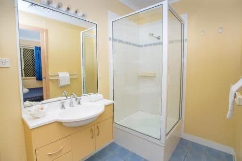 Deluxe Two-Bedroom Cabin
