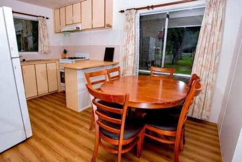 Cabin- Twofold (6 Adults)