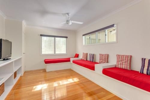 19 Satinwood - Natures Retreat With A Bit Of Sandy Feet3