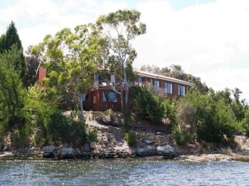 Derwent Retreat1
