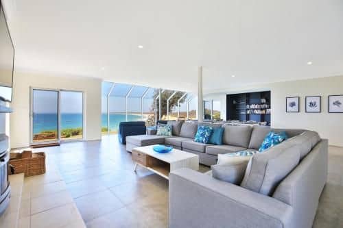 Neptune - Absolute Beachfront Neptune - Absolute Beachfront