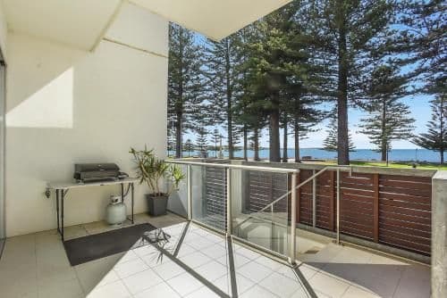 Apartment with Sea View - Breeze 9