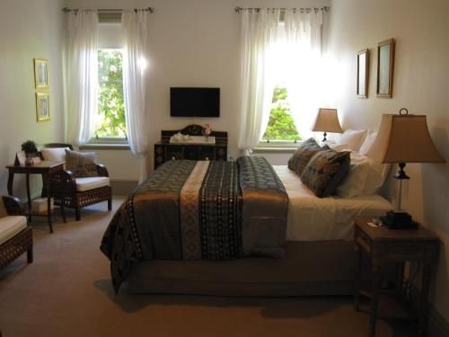 The Old Nunnery Boutique Hotel (The Old Nunnery B & B Moss Vale)3