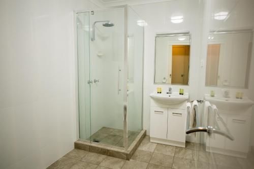 Sarina Motor Inn3