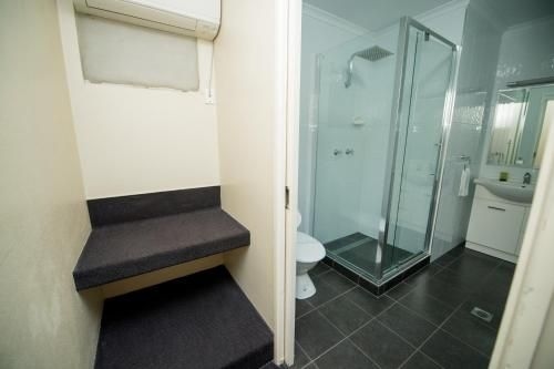 Sarina Motor Inn1