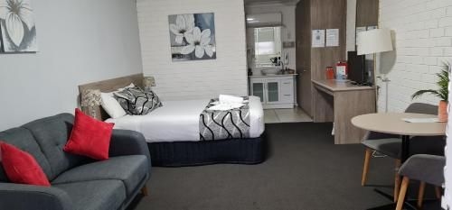 Cameo Inn Motel2