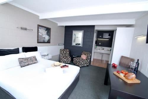 Queen Room