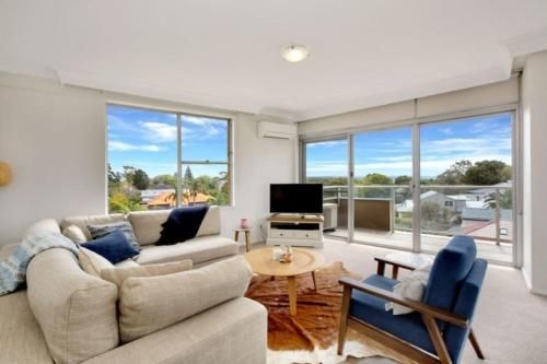 BELLEVUE BELLE - Hosted by: L'Abode Accommodation (Bellevue Belle - Hosted by L'Abode Accommodation)0