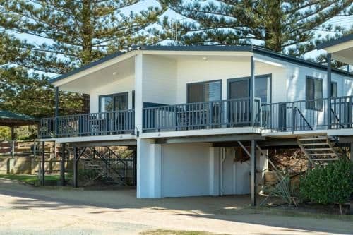 Beach View Holiday Unit (elevated) A
