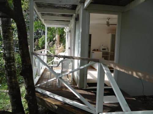 Lakeside Queen Lodge