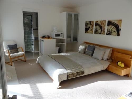 Lakeside Queen Lodge