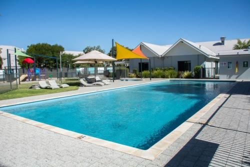 Sea Breeze - Unit 38 at Cape View Resort, Busselton (Sea Breeze - Broadwater)3