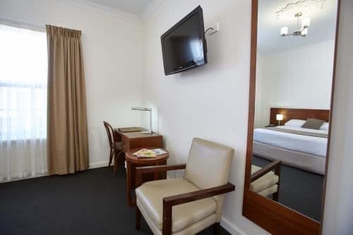 Queen Room