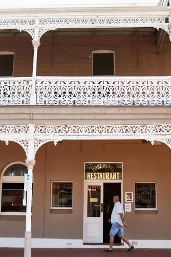 The Rose Hotel & Motel2