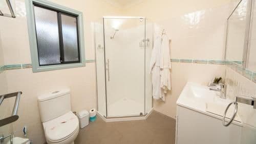Queen Suite