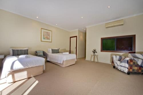 Semi-Detached Standard King Chalet with Shared Balcony