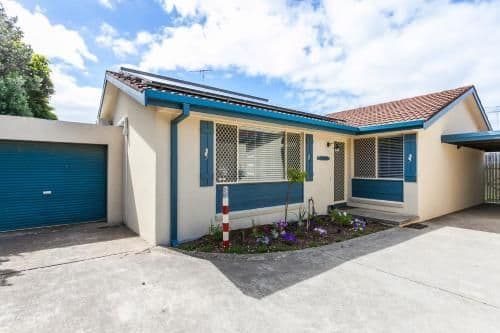 Three-Bedroom Cottage - Fishos