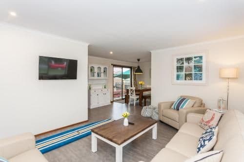 Two-Bedroom Cottage - Zeally