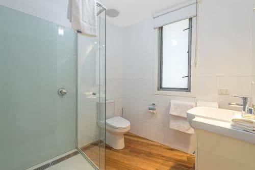 Two-Bedroom Cottage - Kingfisher