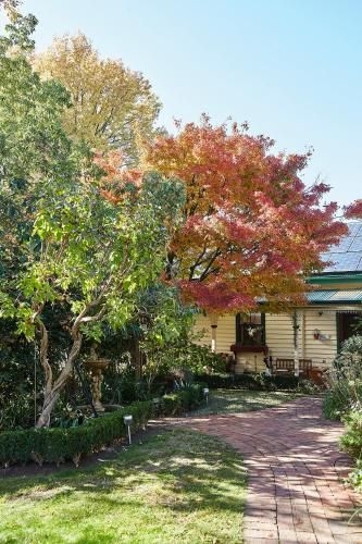 Tiffany's Cottages (Tiffany's Country Cottages)4