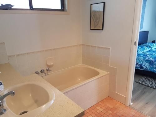 13 Coora Court - Sleeps 61