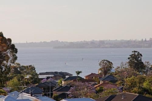Apartment with Lake View