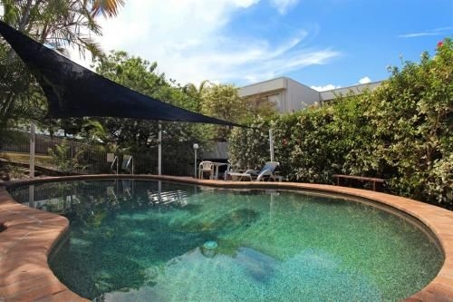 Unit 2, Biriny Lodge, 1686-1689 David Low Way Coolum Beach2