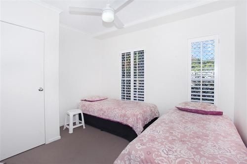 Unit 1 Marcoola Sunrise - 2 Tamarindus Street Marcoola Beach, 300 BOND, LINEN INCLUDED3