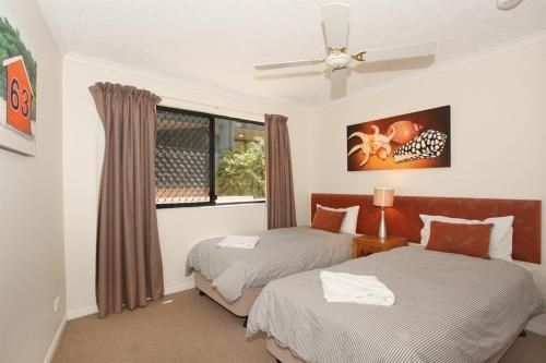Unit 2 'The Rocks', Coolum Beach (Unit 2, The Rocks, 1746 David Low Way Coolum Beach)3