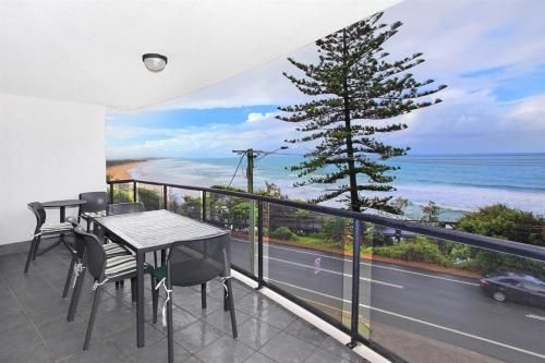 Unit 5, Phoenix Apartments, 1736 David Low Way Coolum Beach, LINEN INCLUDED, 500 Bond0