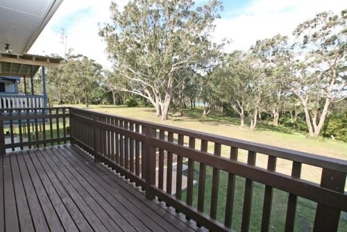 Hill Top Water and Bush Views1