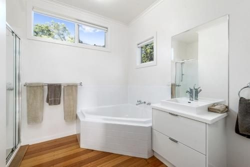 Joanna Cottage1