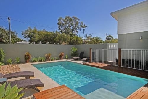 22 Sorrento Avenue, Coolum Beach - Linen Supplied PET FRIENDLY - 500 BOND0