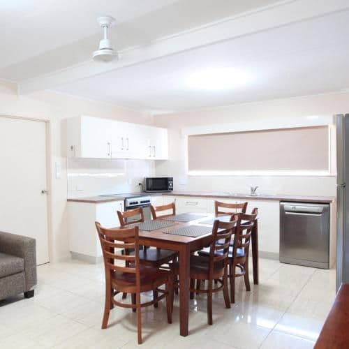 One Bedroom King Apartment