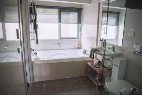 Hilltop Spa Villa