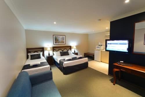 Standard Queen Room
